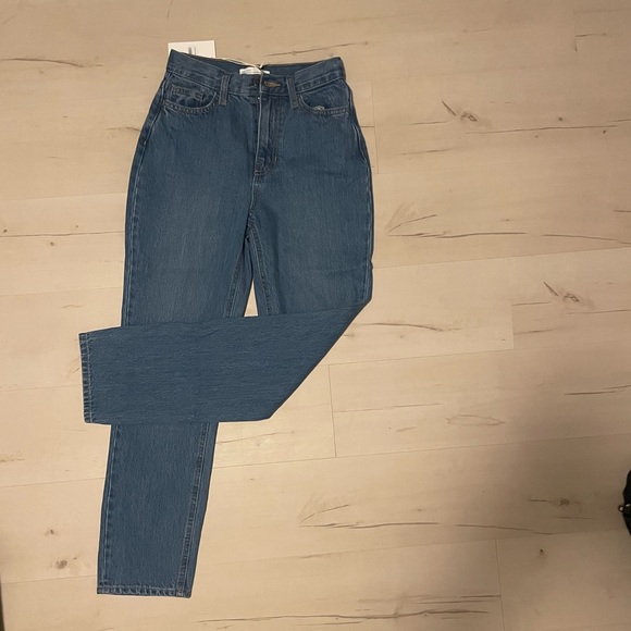 oak + fort tapered light wash jeans - Picture 2 of 5